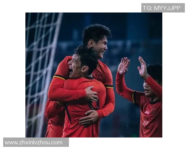 19:35分国足VS乌兹首发显现拜合拉木领衔海港申花缺席邵佳一督战 19:35分国足VS乌兹首发显现拜合拉木领衔海港申花缺席邵佳一督战